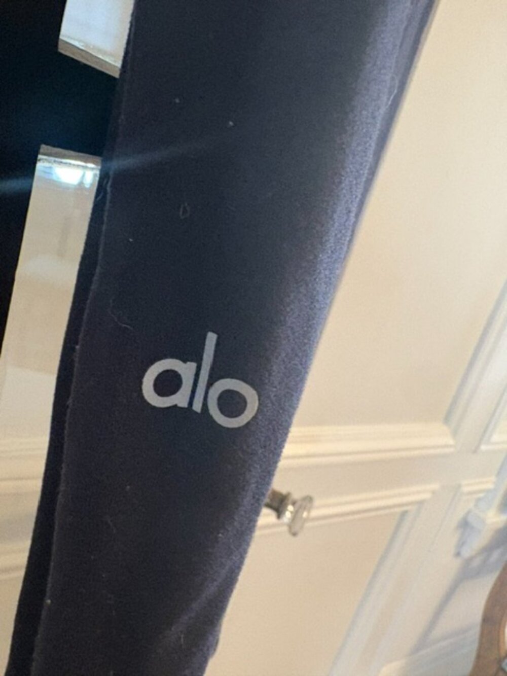 Alo Yoga Black Leggings, Size XS - Picture 3 of 4